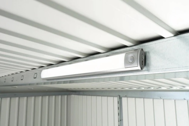 biohort LED Leuchte zu Geräteschrank