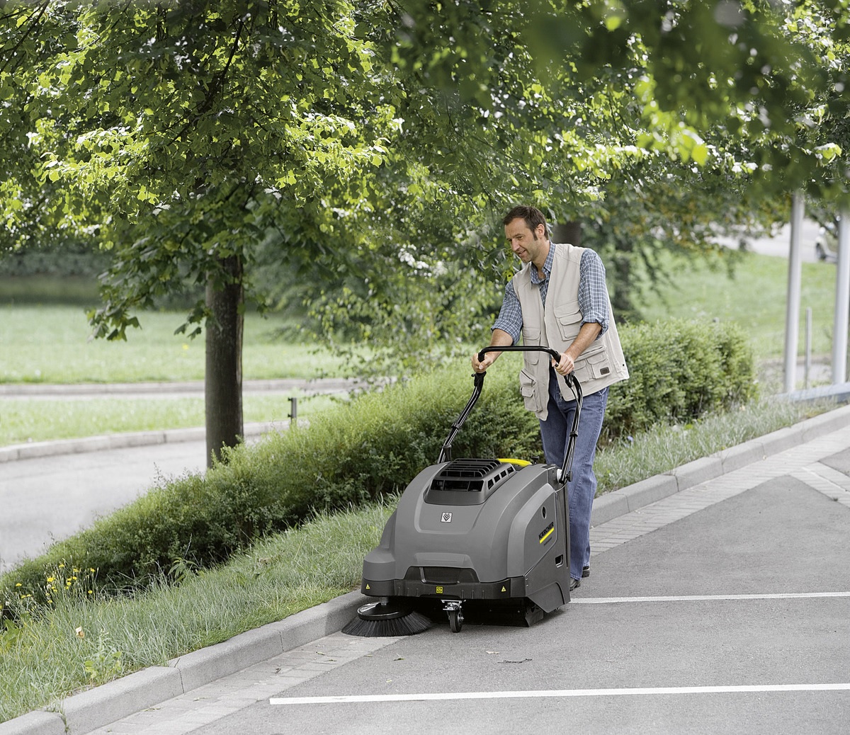 Kärcher Kehrsaugmaschine KM 75/40 W G Facelift
