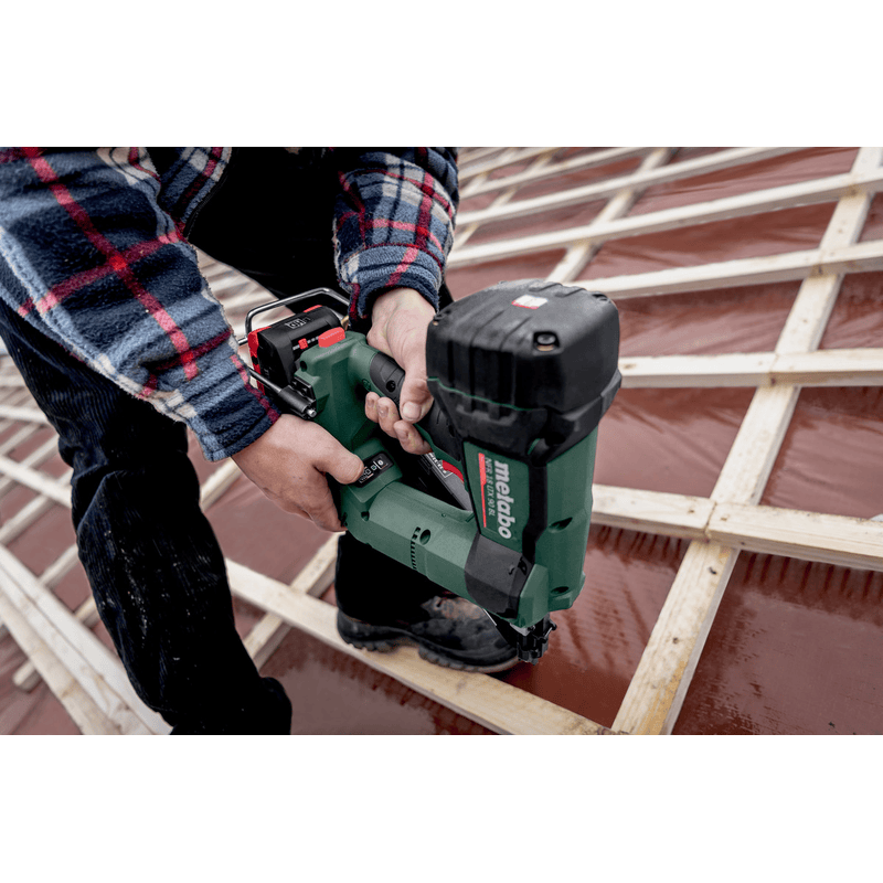 Metabo Cloueur à batterie NFR 18 LTX 90 BL, 18 V en deux versions