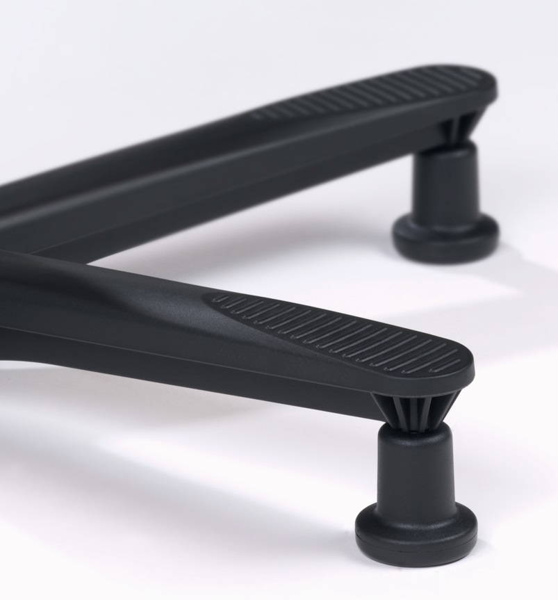 Table élévatrice à colonne, réglable en hauteur en continu, en divers modèles