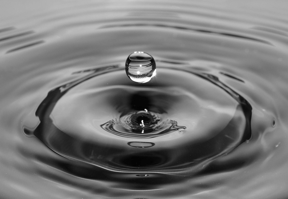 Conteneur soudé étanche à l'huile et à l'eau