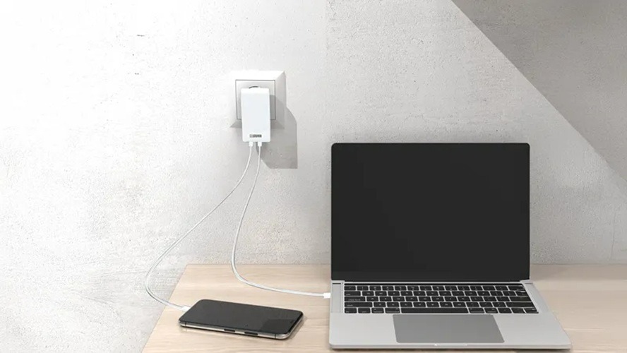 Steffen Adaptateur de voyage World avec 2 ports USB-C, PD 65 W, max. 5 A, blanc