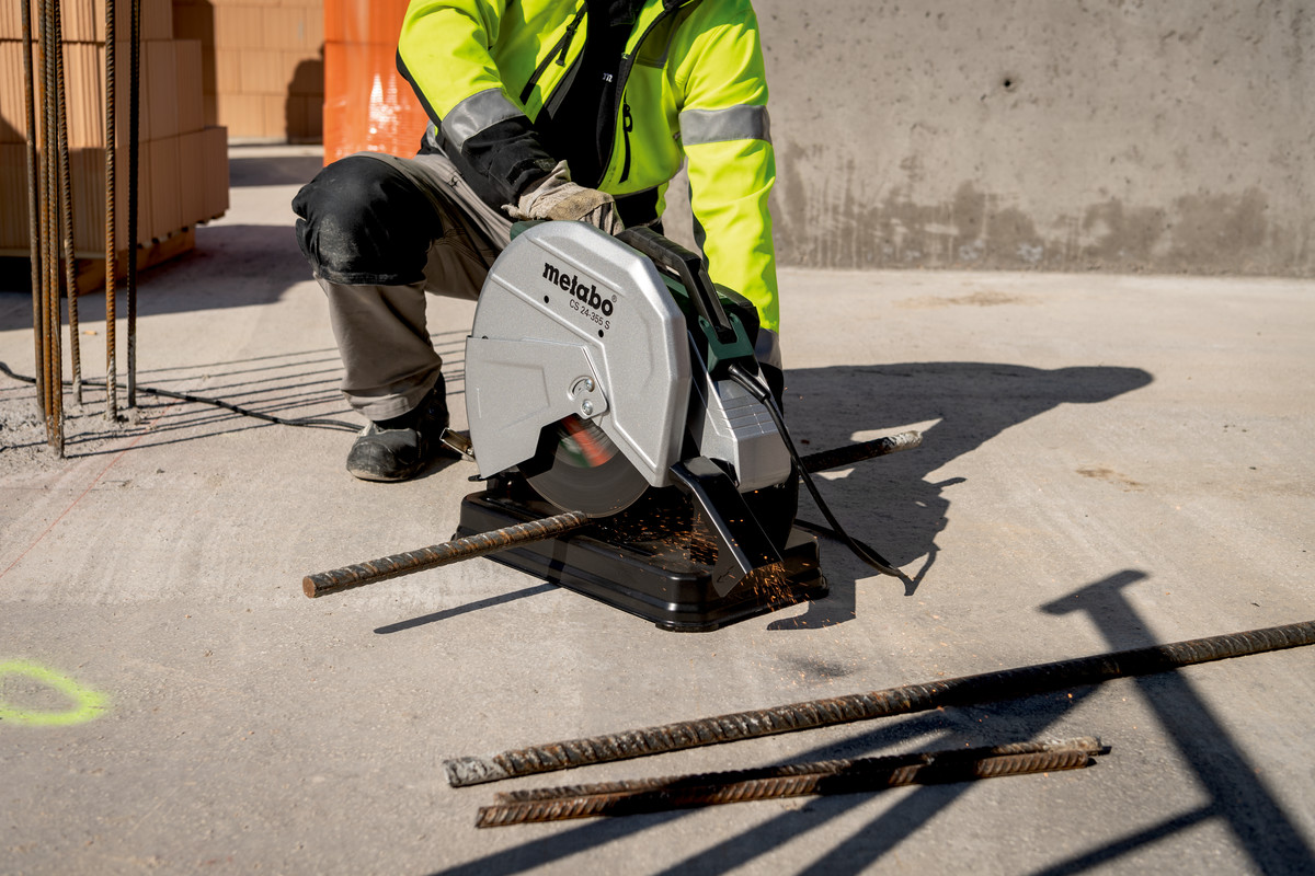 Metabo Tronçonneuse à métaux CS 24-355 S, 2400 watts