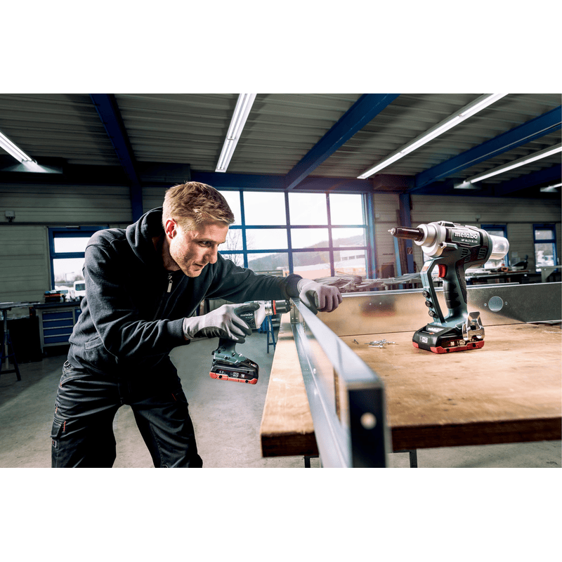 Metabo Akku-Blindnietpistole NP 18 LTX BL 5.0, 18 V in drei Ausführungen