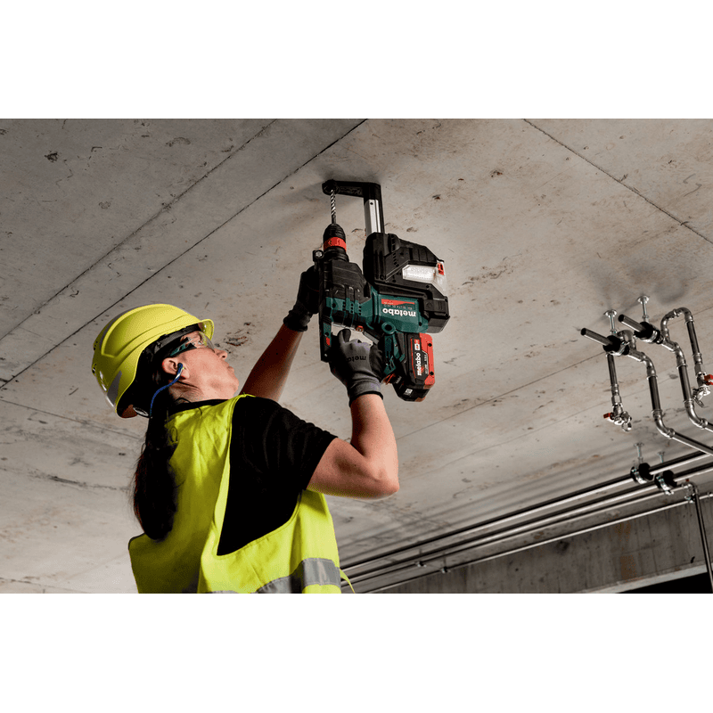 Metabo Akku-Hammer-Set KH 18 LTX BL 28 Q, 18 V (Solo) mit integrierter Staubabsaugung ISA 28 und metaBOX 185 XL