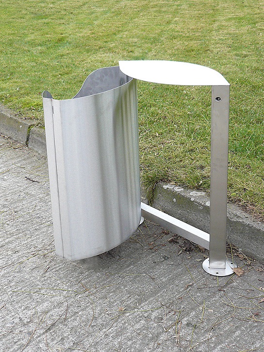 Poubelle moderne en acier inoxydable