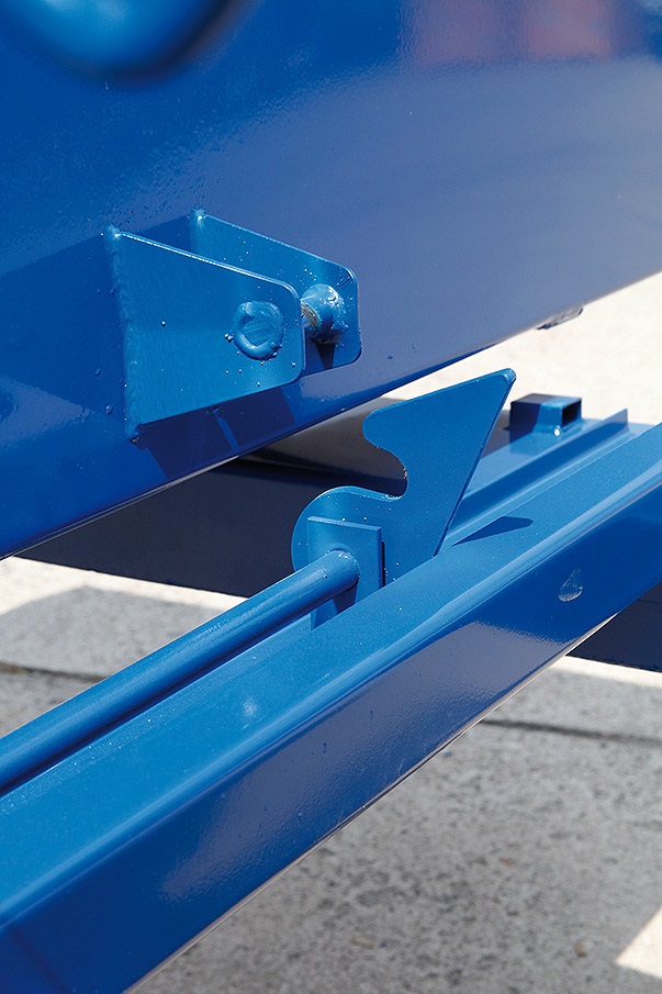 Benne basculante avec câble de traction, type Profi