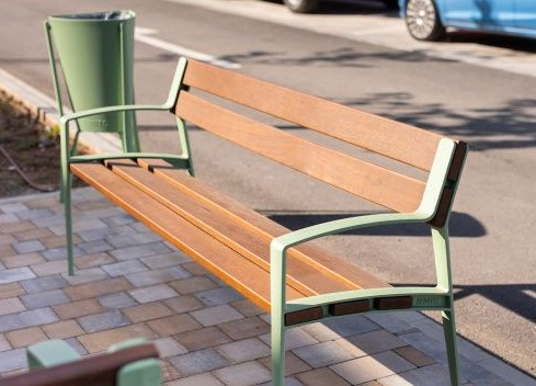 Banc public Minsk en fonte et bois, L x P x H 1800 x 570 x 800 mm, disponible en 4 couleurs