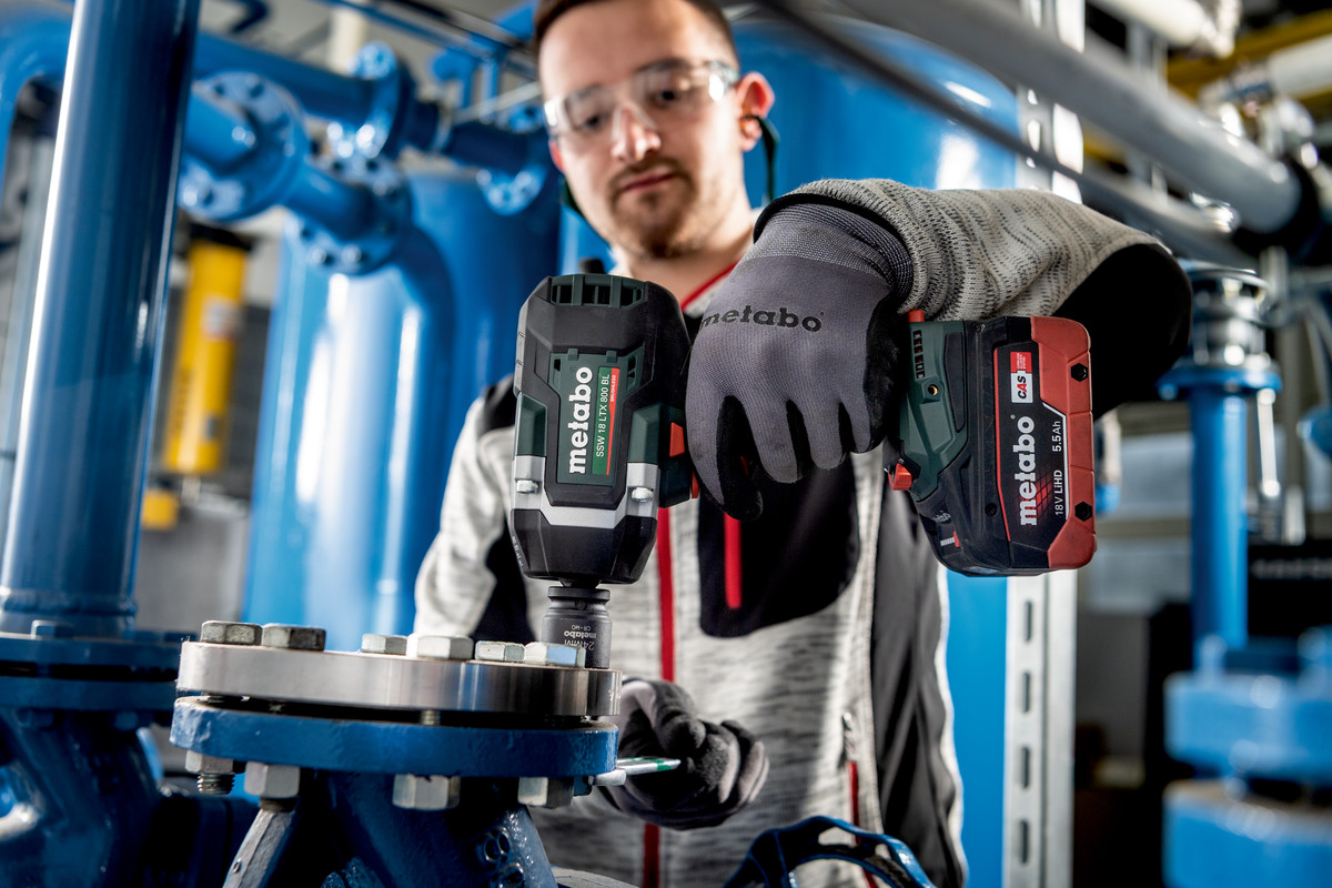 Metabo Akku-Schlagschrauber SSW 18 LTX 800 BL, 18 V in drei Ausführungen