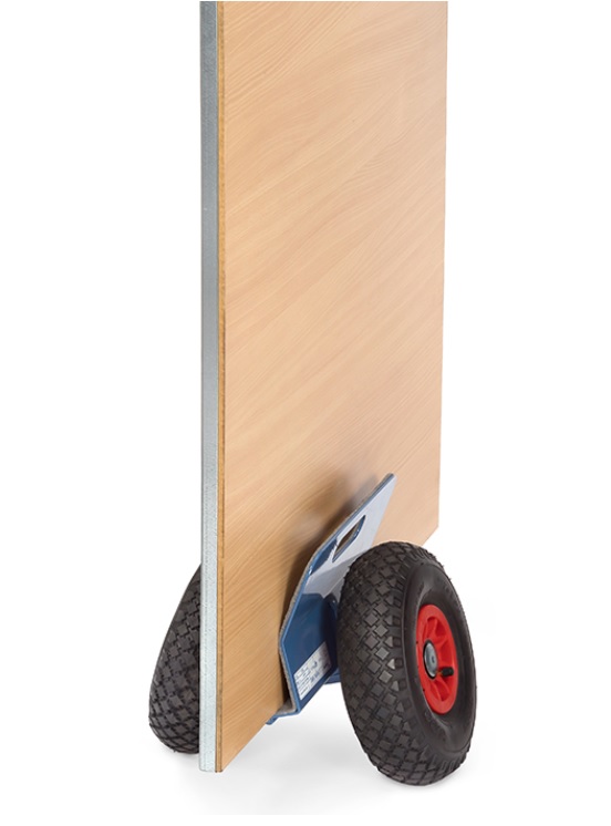 Plattenroller mit Luftbereifung 