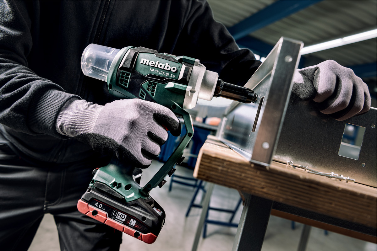 Metabo Akku-Blindnietpistole NP 18 LTX BL 5.0, 18 V in drei Ausführungen