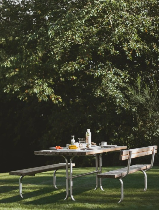 PLUS Ensembles de mobilier de jardin Classic, disponibles en plusieurs modèles