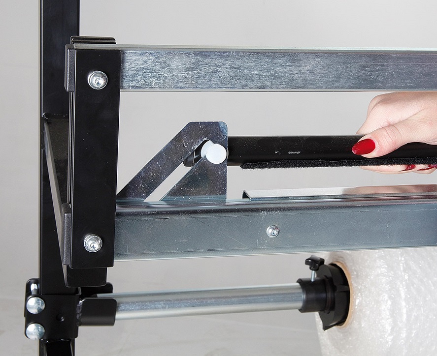 Support de découpe pour 2 rouleaux de matériau d'emballage horizontal