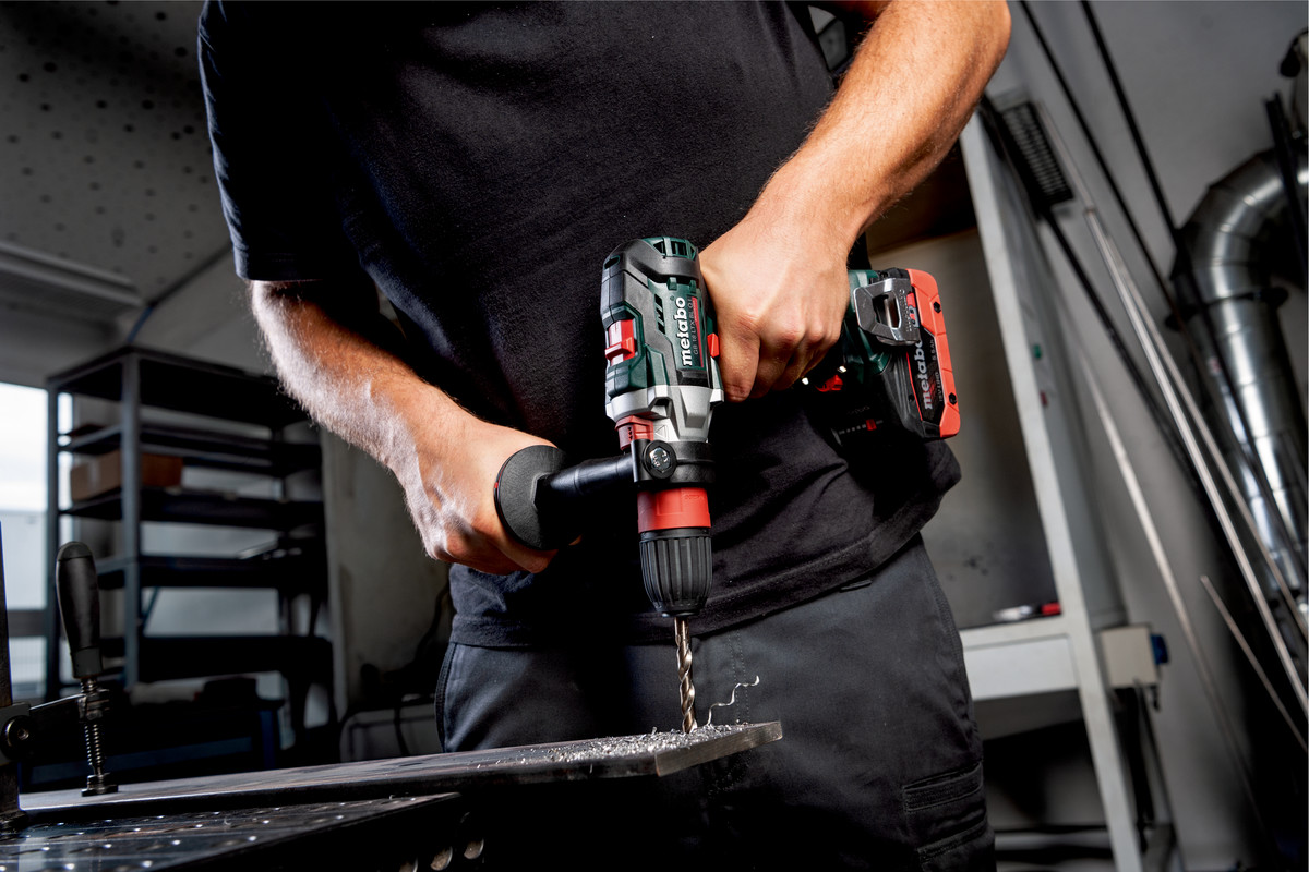 Metabo Akku-Gewindebohrer GB 18 LTX BL Q I, 18 V in zwei Ausführungen