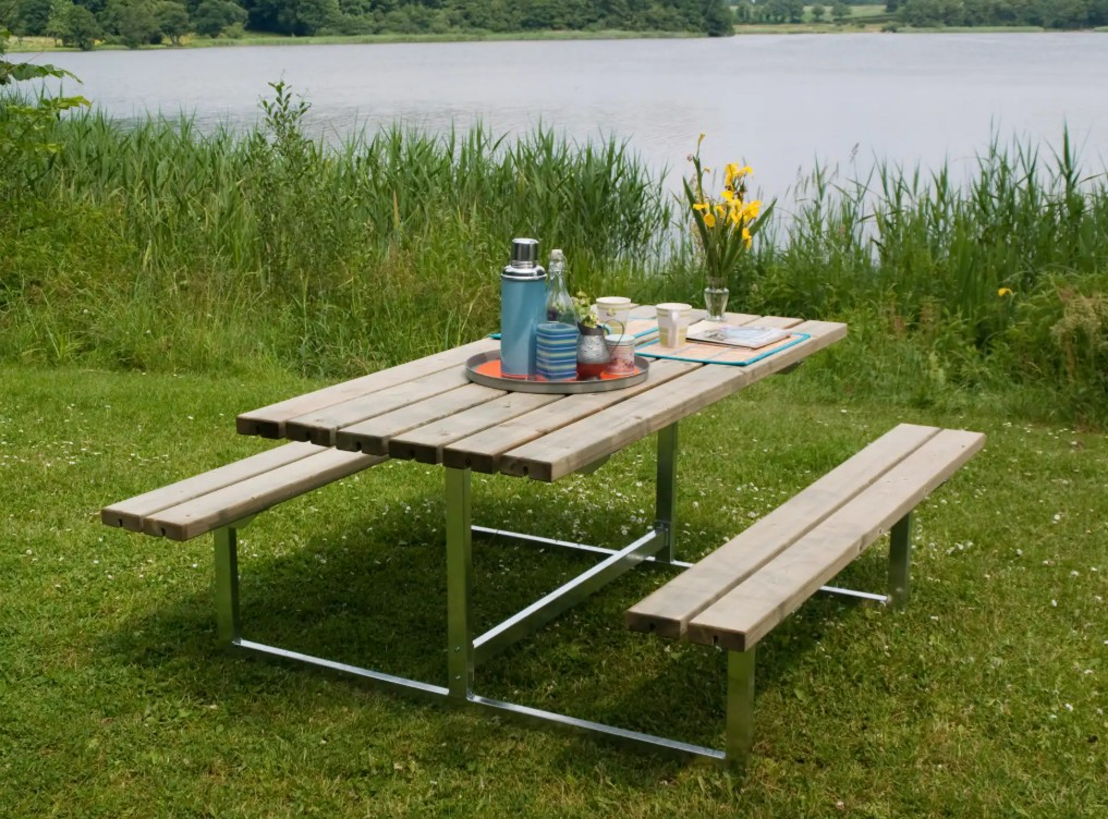 PLUS Basic Ensembles de mobilier de jardin, disponibles en plusieurs modèles