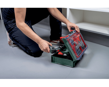 Metabo Perceuse-visseuse à batterie PowerMaxx BS Basic Set 12 V avec 2 batteries Li-Power (12 V / 2.0 Ah), chargeur LC 24 et atelier mobile