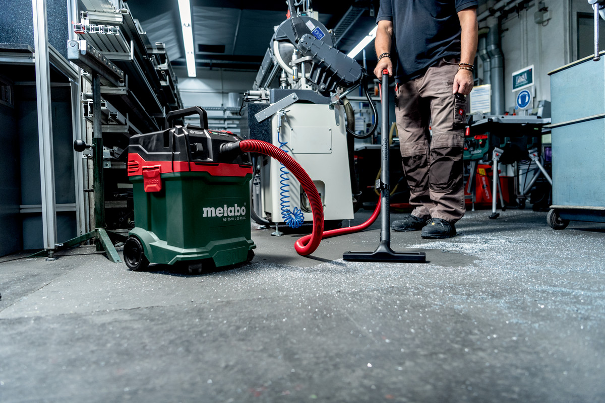 Metabo Akku-Sauger AS 36-18 L 30 PC-CC, 18 V mit manueller Filterabreinigung und CordlessControl
