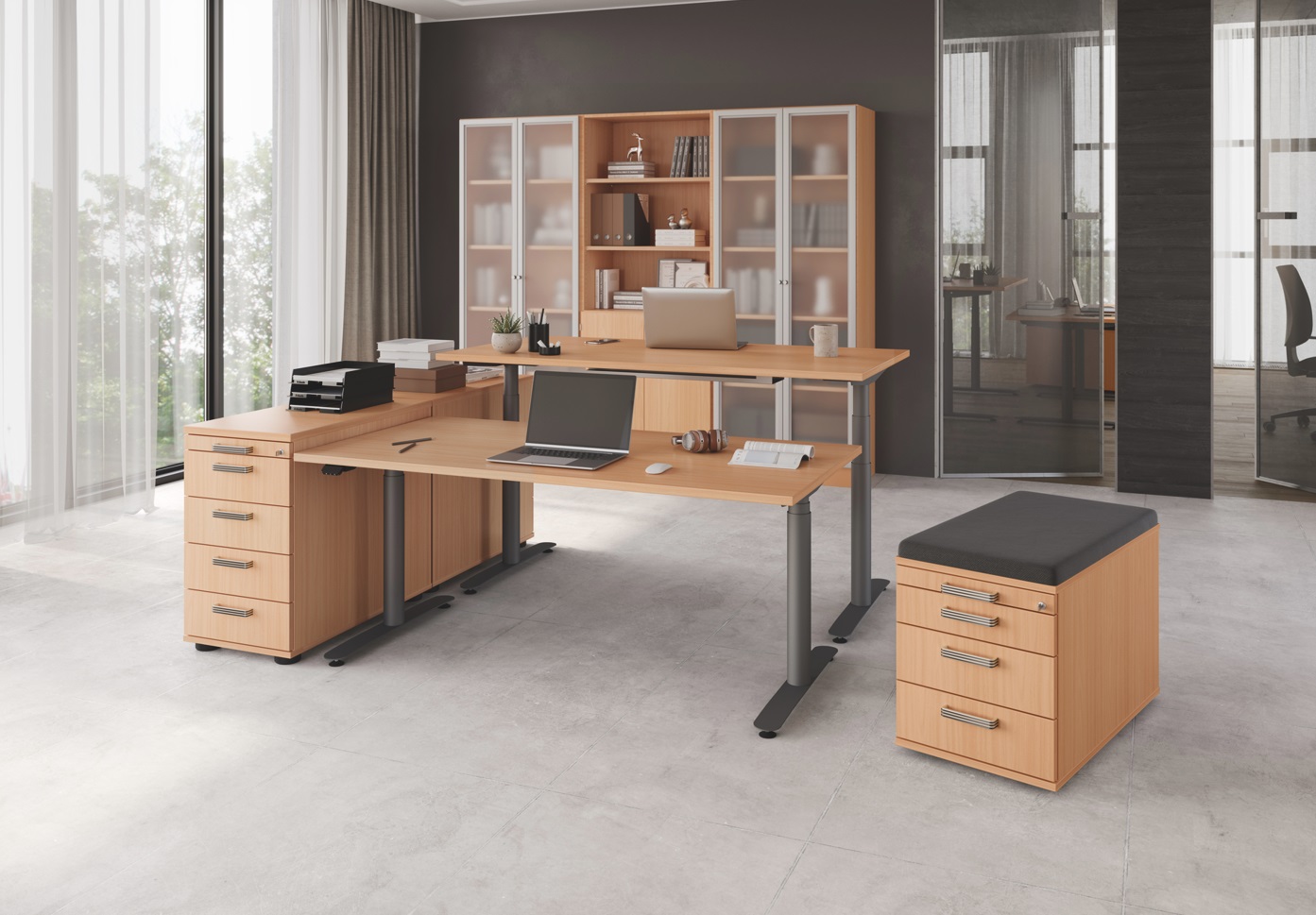 Höhenverstellbarer Schreibtisch | Max Urech AG